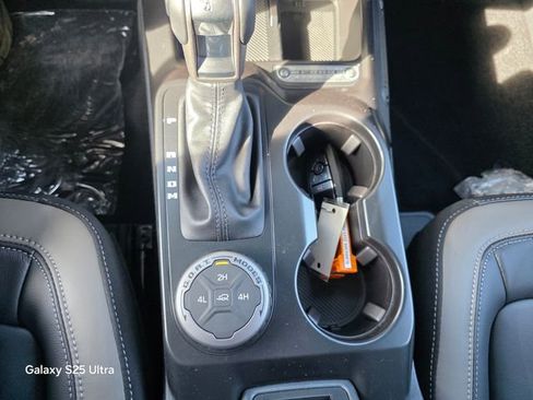 New 2025 Ford Bronco Outer Banks image 24