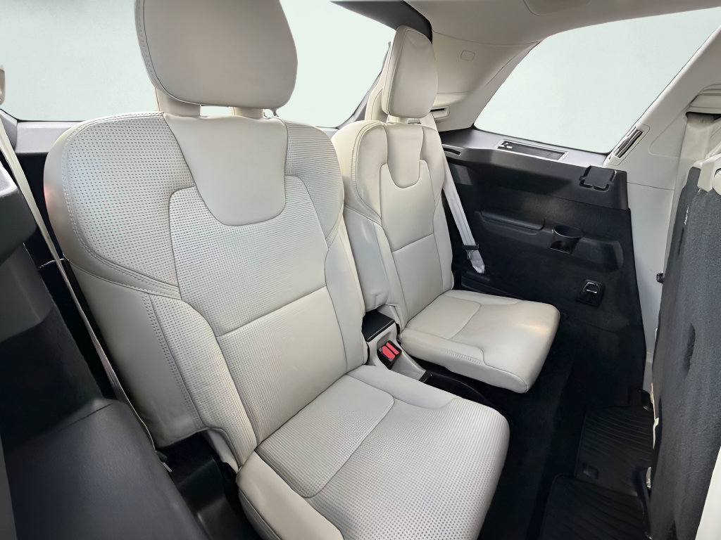 Used 2017 Volvo XC90 T6 Inscription w/ Vision Package AWD/4WD image 33