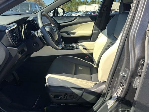 Used 2024 Lexus NX 350h AWD w/ Premium Package image 4