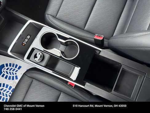 New 2026 Chevrolet Equinox LT w/ Convenience Package II image 20