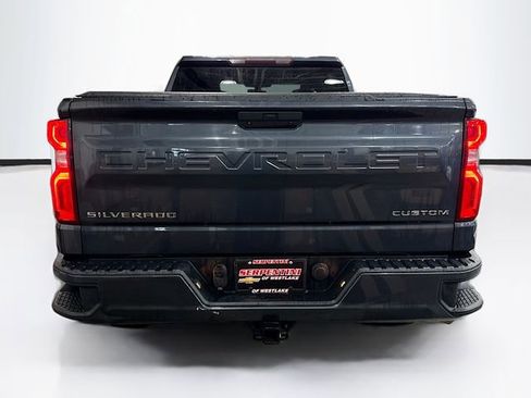Used 2020 Chevrolet Silverado 1500 Custom w/ Custom Value Package image 7