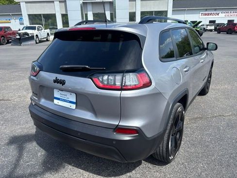 Used 2021 Jeep Cherokee Latitude Plus AWD/4WD image 4