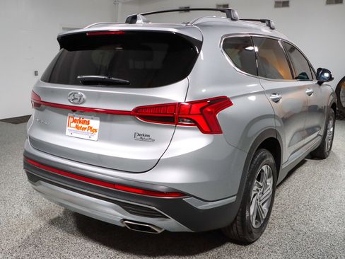 Used 2022 Hyundai Santa Fe SEL w/ Convenience + Premium Package FWD image 7