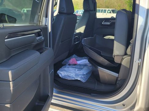 New 2026 Chevrolet Silverado 2500 LTZ w/ LTZ Convenience Package AWD/4WD image 25