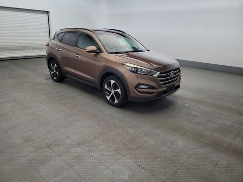 Used 2016 Hyundai Tucson Limited w/ Option Group 03 AWD/4WD image 13