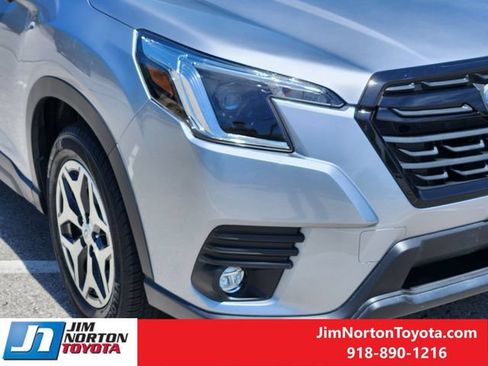 Used 2024 Subaru Forester Premium AWD/4WD image 10