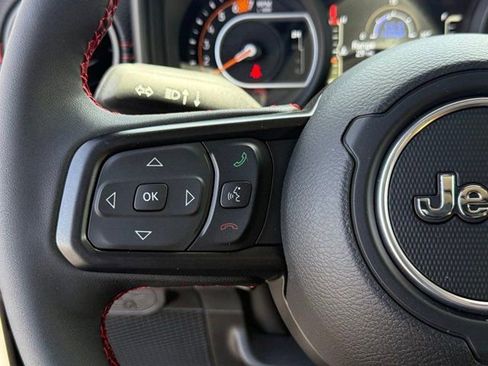 New 2024 Jeep Wrangler Unlimited Rubicon w/ Technology Group image 21