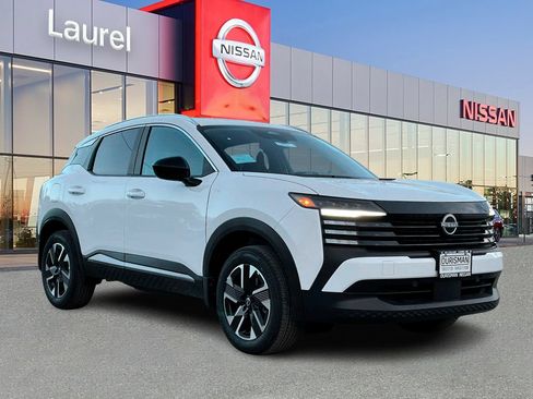 New 2026 Nissan Kicks SV w/ SV Premium Package AWD/4WD image 1