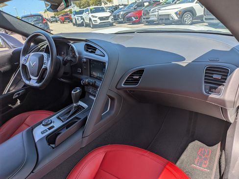 Used 2019 Chevrolet Corvette Grand Sport w/ Carbon Flash Badge Package RWD image 15