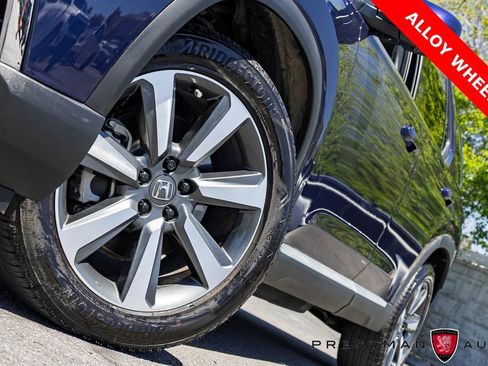 Used 2025 Honda Pilot Elite image 13