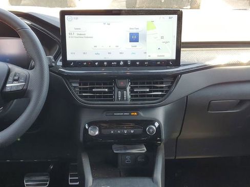 Used 2023 Ford Escape ST-Line w/ Tech Pack #1 AWD/4WD image 32