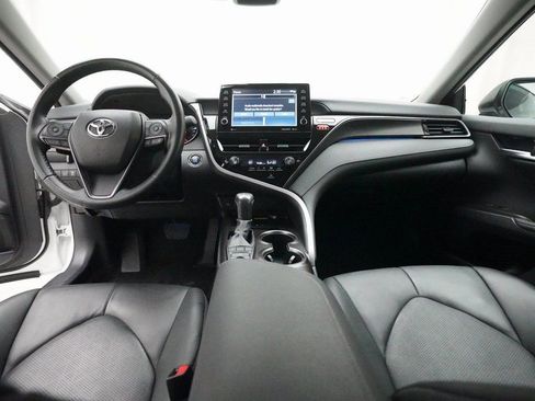 Used 2024 Toyota Camry XSE image 4