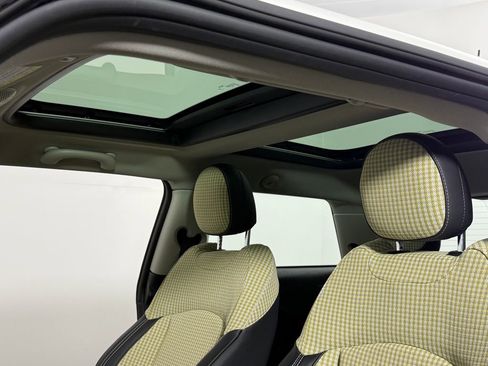 Certified 2024 MINI Cooper SE image 29