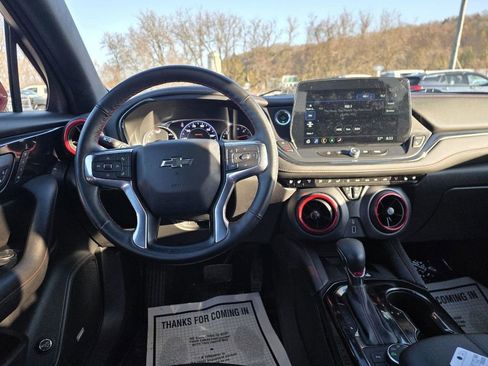 Used 2023 Chevrolet Blazer RS w/ Driver Confidence II Package AWD/4WD image 4