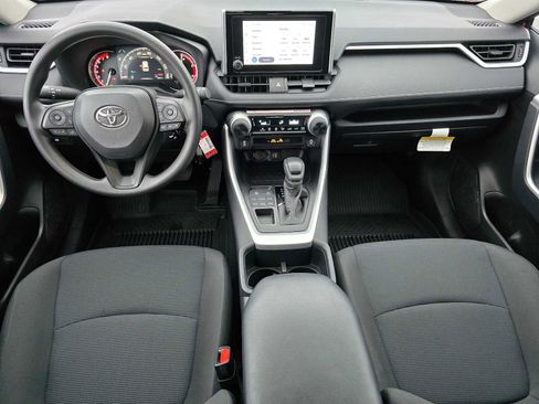 Certified 2025 Toyota RAV4 LE image 18
