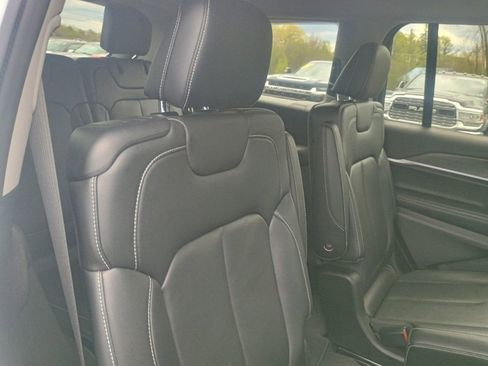 Used 2021 Jeep Grand Cherokee L Limited AWD/4WD image 20