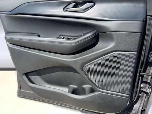 New 2026 Jeep Grand Cherokee L Laredo AWD/4WD image 21