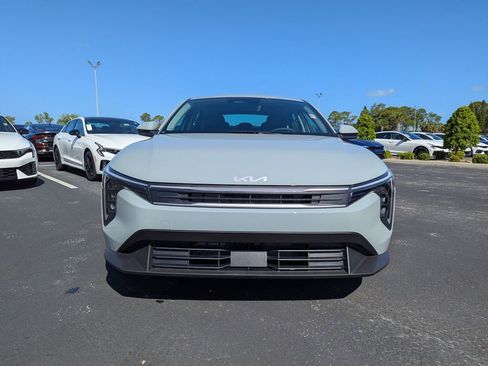 New 2026 Kia K4 LXS image 3