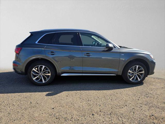 Used 2023 Audi Q5 2.0T Premium Plus w/ Premium Plus Package AWD/4WD image 2