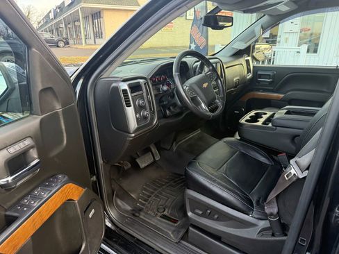 Used 2017 Chevrolet Silverado 1500 LTZ w/ LTZ Plus Package AWD/4WD image 13