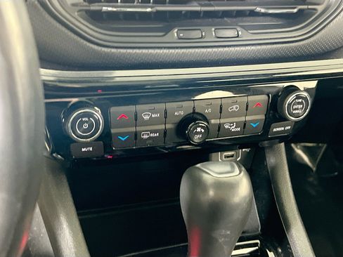 Used 2022 Jeep Compass Altitude w/ Sun and Sound Group AWD/4WD image 15