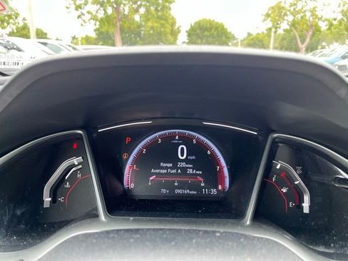Used 2019 Honda Civic Sport image 8
