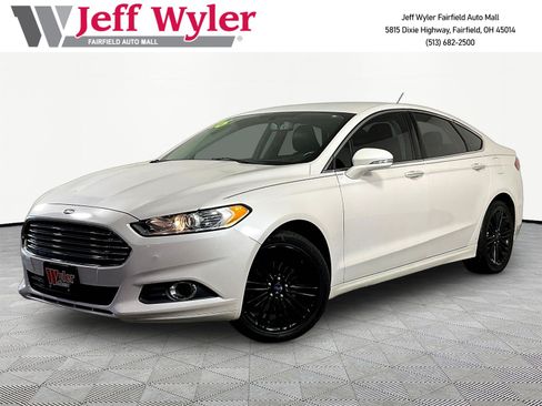 Used 2016 Ford Fusion SE w/ Equipment Group 202A FWD image 1