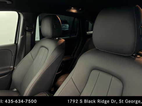 Certified 2025 Mercedes-Benz GLA 250 4MATIC image 16