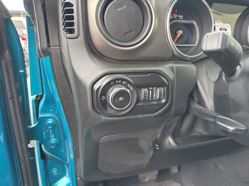 Used 2020 Jeep Wrangler Unlimited Sport S image 8