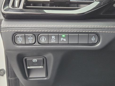 Used 2022 Acura MDX SH-AWD w/ Advance Package image 17