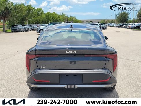 New 2026 Kia K4 FWD image 5