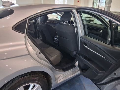 Used 2025 Toyota Camry LE image 10