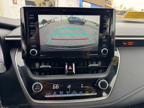 Used 2022 Toyota Corolla SE FWD image 15