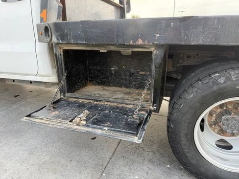 Used 2017 GMC Sierra 3500 4x4 Crew Cab image 5
