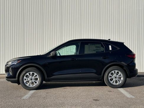 New 2026 Ford Escape Active w/ Active Premium Tech Pack image 2