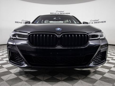 Used 2023 BMW 530e w/ M Sport Package RWD image 3