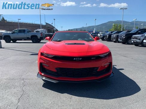 Used 2023 Chevrolet Camaro SS RWD image 2