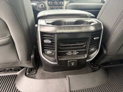 Used 2020 RAM 1500 Big Horn AWD/4WD image 14