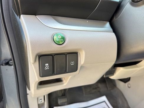 Used 2014 Honda CR-V LX image 18