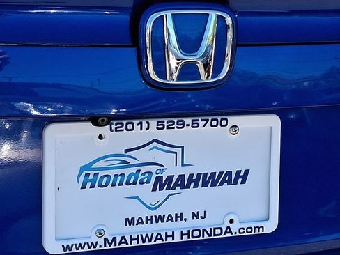 Used 2018 Honda Civic EX-L image 30