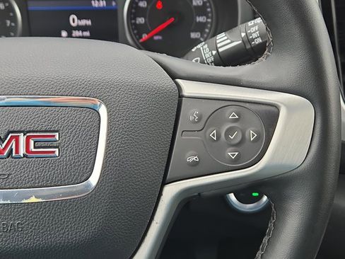 Used 2023 GMC Terrain SLT image 22