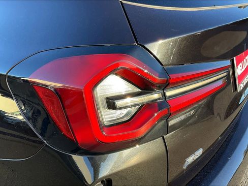 Used 2024 BMW X3 M40i w/ Premium Package image 32