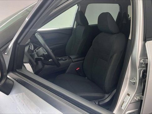 Used 2024 Nissan Rogue S AWD/4WD image 17