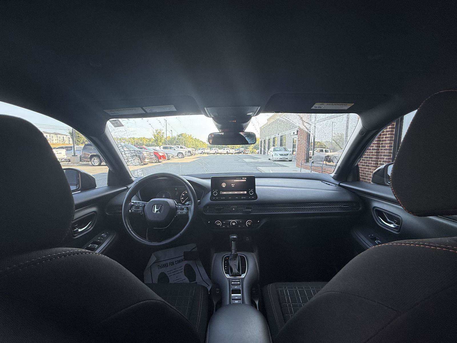 Used 2025 Honda HR-V Sport image 4