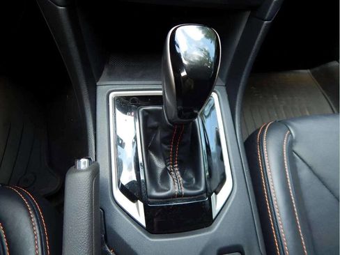 Used 2018 Subaru Crosstrek 2.0i Limited image 36