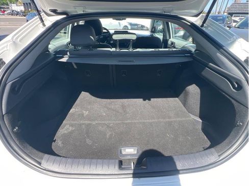 Used 2020 Hyundai Ioniq SE FWD image 25