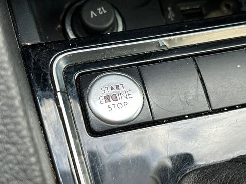 Used 2017 Volkswagen Jetta SEL image 31