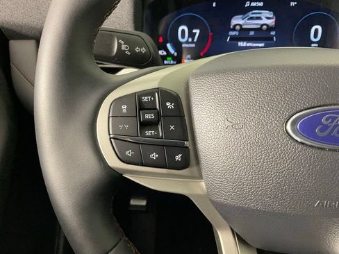New 2026 Ford Explorer Active w/ Active Comfort Package RWD image 23