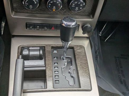 Used 2012 Jeep Liberty Limited Jet w/ Comfort/Convenience Group image 14