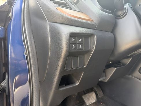 Used 2018 Honda CR-V EX-L image 8